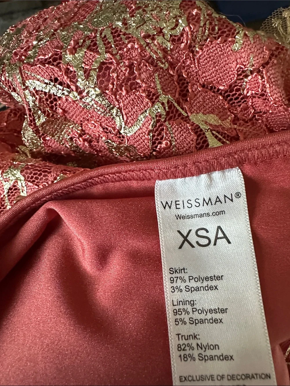 Weissman peach Floral Lace Two-Piece Bandeau Set with One-Sleeve top.